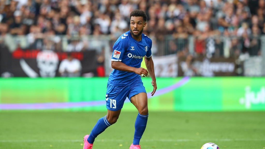 FCM-Spieler Leon Bell Bell wurde von der Nationalmannschaft aus Kamerun für die kommenden Spiele in der WM-Qualifikation nominiert.