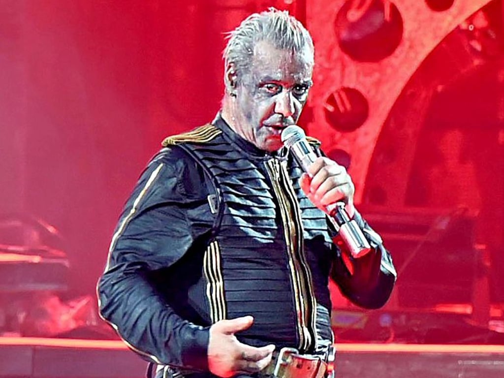 Till Lindemann bei einem Rammstein-Konzert im Juni 2022.