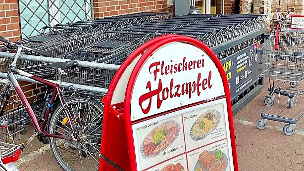 Werbeaufsteller der Fleischerei in Oberröblingen