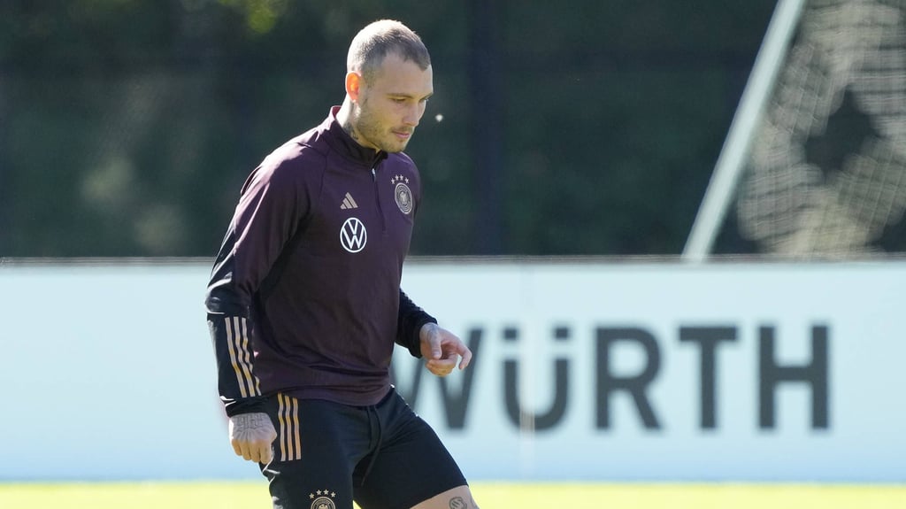 RB Leipzigs Torwart Janis Blaswich wurde erstmals für Deutschlands Nationalmannschaft nominiert, auch David Raum ist dabei.