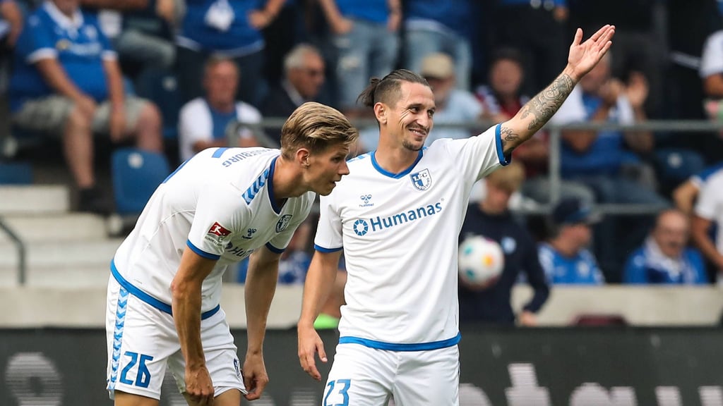 Luca Schuler und Baris Atik haben beide gute Karten auf einen Startelf-Platz beim 1. FC Magdeburg gegen Hansa Rostock.