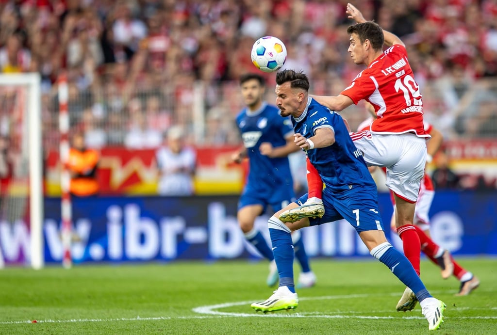 Mergim Berisha (l) wird Hoffenheim lange fehlen.