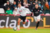Verls Oliver Batista Meier (l.) war für Jannes Vollert und den Halleschen FC nur schwer zu stoppen. 