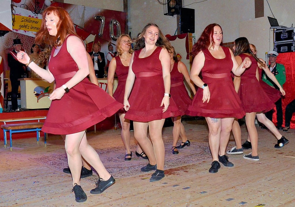 Die Tanzmäuse erfreuten mit ihrem Tanz unter dem Motto New Generation zum Start in die 70. Karnevalssaison in Dähre.