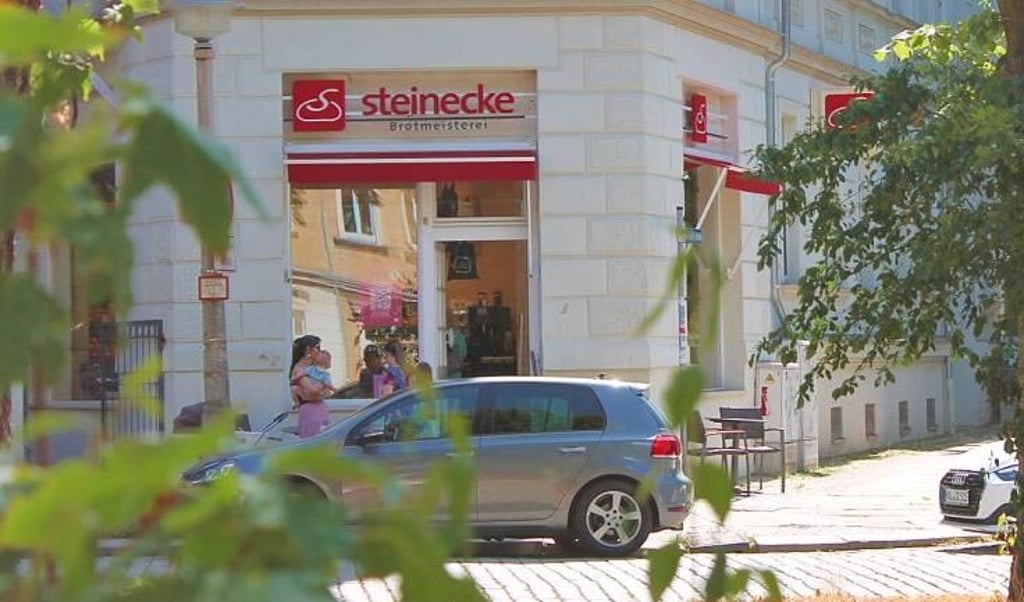 Diese Filiale wurde im Sommer überfallen. Jetzt hat die Polizei zwei Tatverdächtige festgenommen.