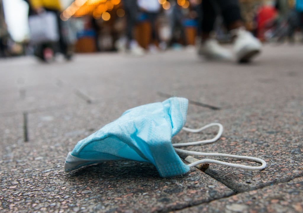 Nach Zahlen des Wirtschaftsministeriums wurden rund 13,1 Milliarden Euro Corona-Soforthilfe und 63,3 Milliarden Euro für Programme wie die November-, Dezember-, oder Neustarthilfe ausgezahlt.