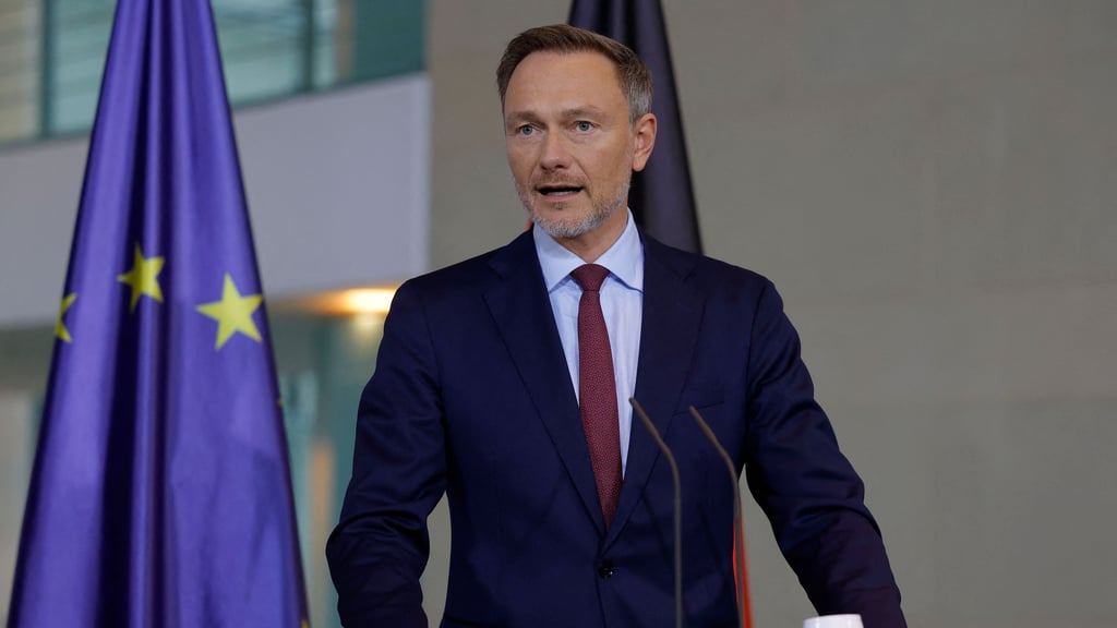 Finanzminister Christian Lindner verkündet eine Ausgabensperre.