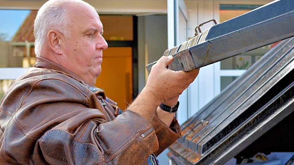 Hans Patzelt organisiert seit Jahren die Altpapiersammlung der Förderschule Erxleben im Kreis Stendal.