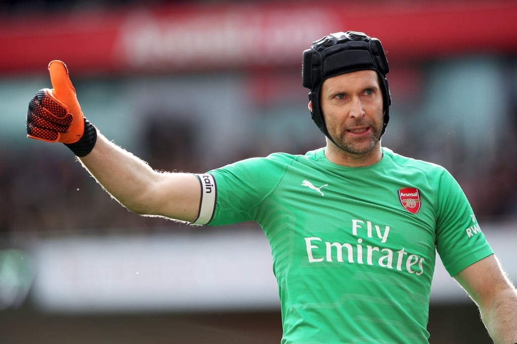 Der frühere Fußball-Torwart Petr Cech ist nun Eishockey-Goalie.