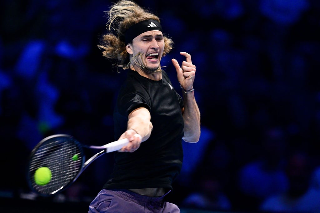 Alexander Zverev unterlag Daniil Medwedew in zwei knappen Sätzen.