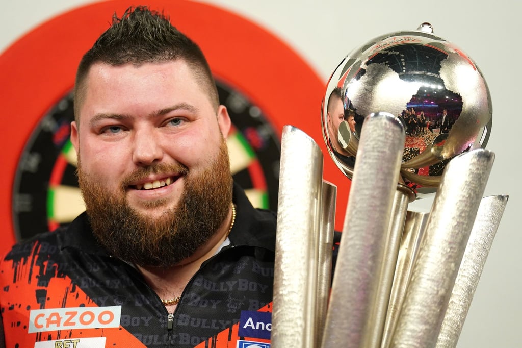 Michael „Bully Boy“ Smith führt die Weltrangliste seit seinem WM-Sieg an.