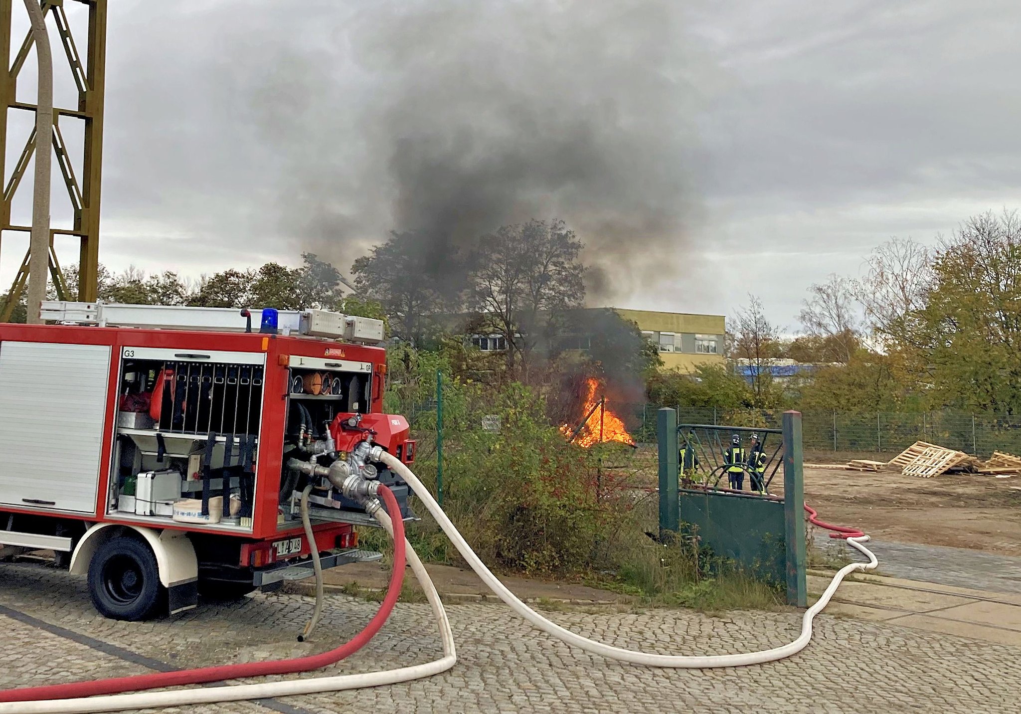 Feuer auf dem Werksgelände Wie sich die Werkfeuerwehr der KME Mansfeld