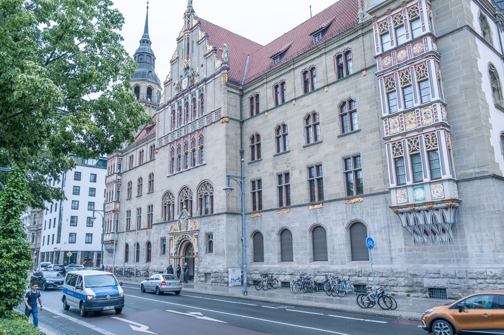 Der Prozess gegen einen 32-jährigen Zeitzer findet am Landgericht Halle statt.