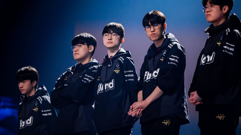 Faker ist mit T1 zum vierten Mal Weltmeister in League of Legends.