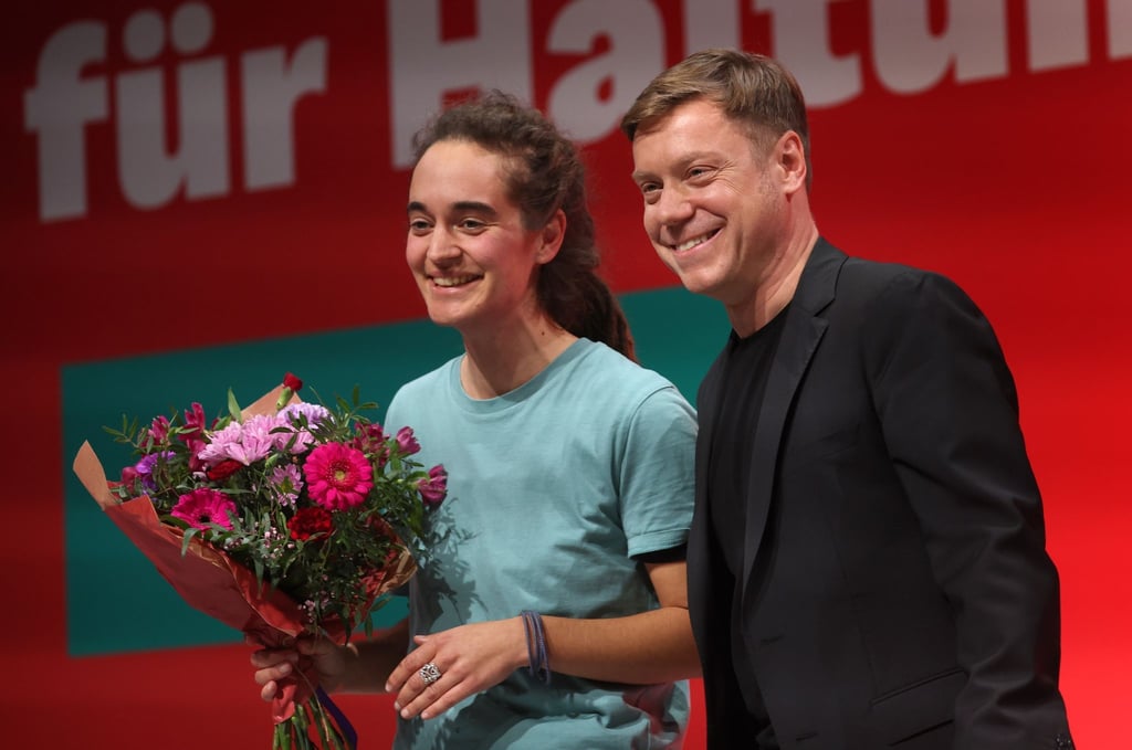 Carola Rackete (l) und Martin Schirdewan bilden das Spitzenduo der Partei für die Wahl zum Europaparlament.