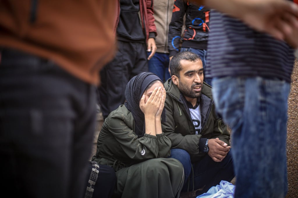 Trauer um Angehörige, die nach einem israelischen Bombenangriff ums Leben kamen.
