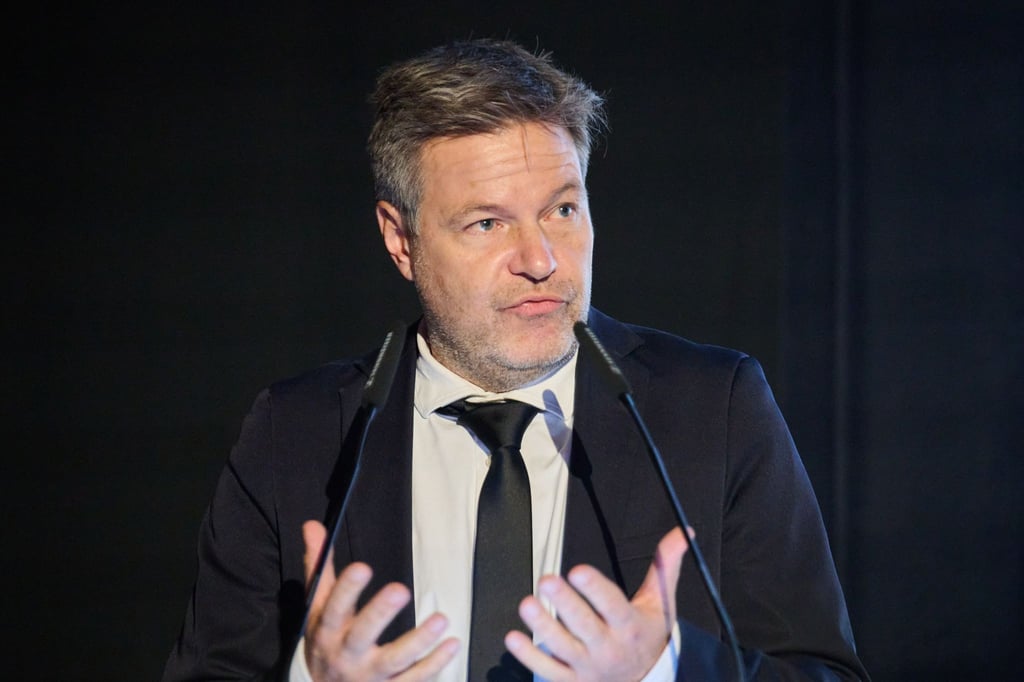 Robert Habeck, Vizekanzler und Bundesminister für Wirtschaft und Klimaschutz, spricht bei einem Termin.