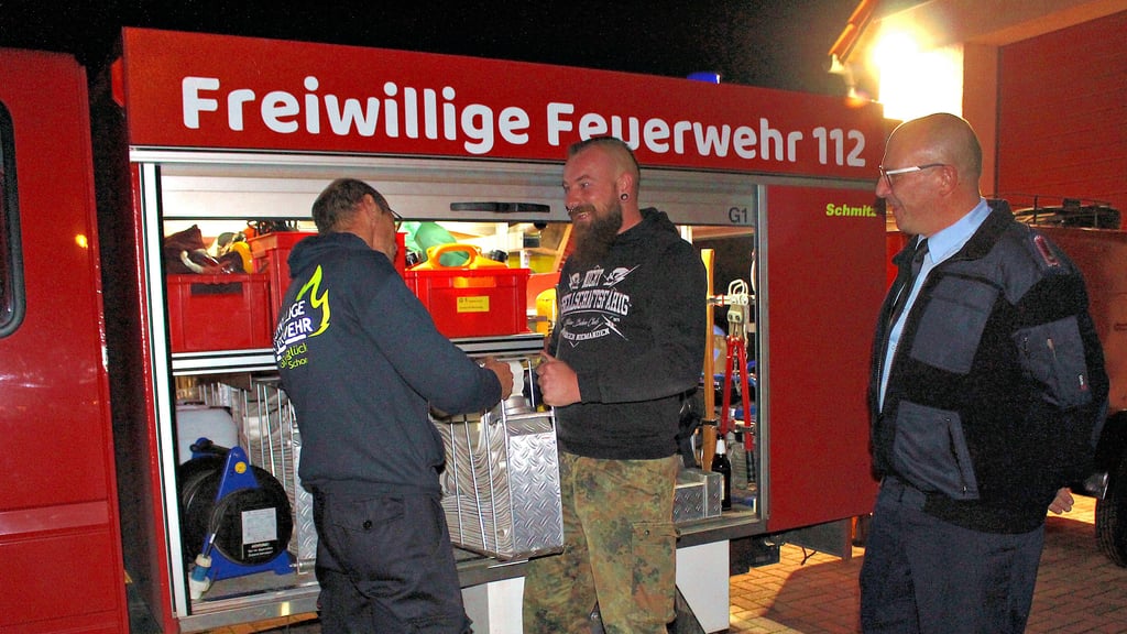 Werbung in eigener Sache: Bei der Infoveranstaltung stellten die Schoraer Feuerwehrkameraden auch ihr Tragkraftspritzenfahrzeug, kurz TSF, vor.
