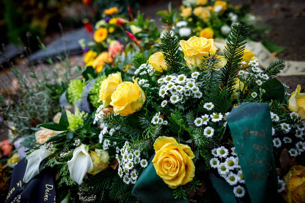 Diebe haben es in Sachsen-Anhalt zunehmend auf Grabschmuck abgesehen.