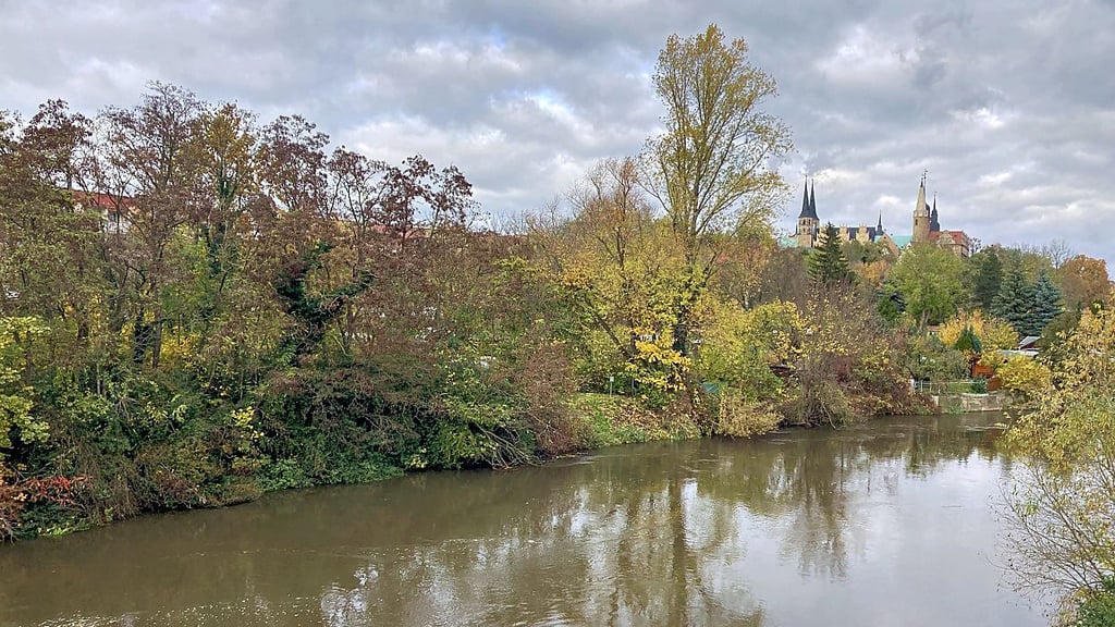 Hier könnte in Merseburg eine Steganlage an der Saale entstehen.