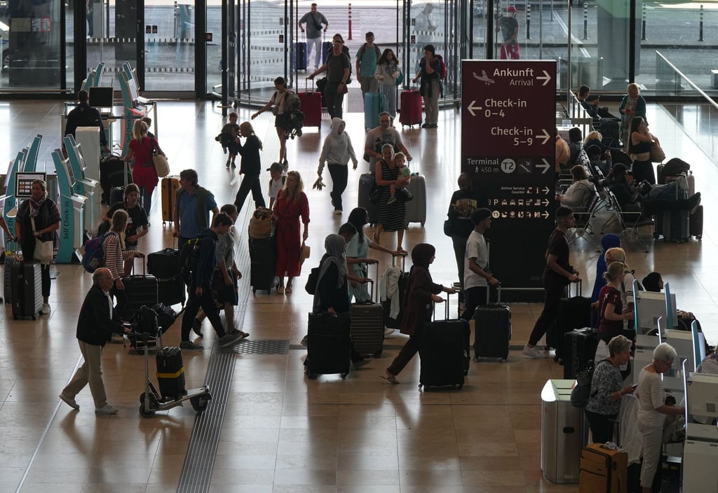 Das Terminal 1 des Flughafens Berlin Brandenburg BER „Willy Brandt“.