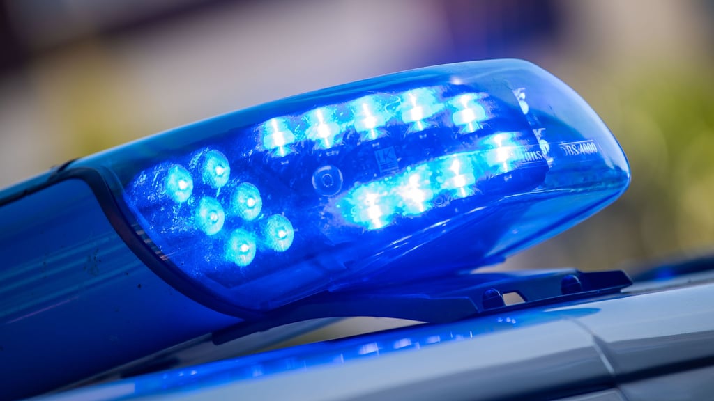 Auf der A14 Richtung Magdeburg ist es zu einem Unfall gekommen, den ein Elfjähriger verursacht hat.