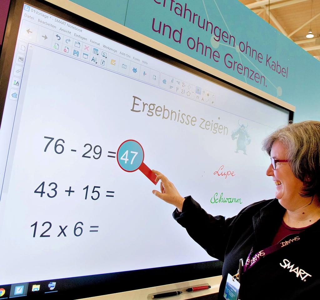Auch die Grundschule Beesenlaublingen ist nun mit einer digitalen Schultafel ausgerüstet worden.