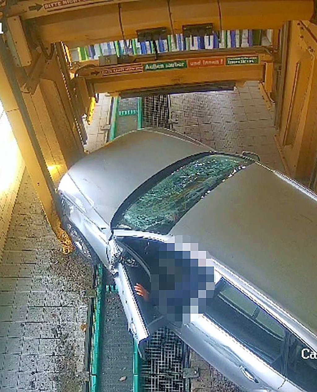 So endete die Fahrt durch die Waschstraße.