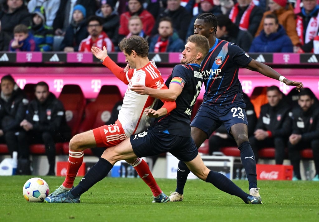Verbrachte seine gesamte bisherige Profikarriere beim FC Bayern: Thomas Müller (l).