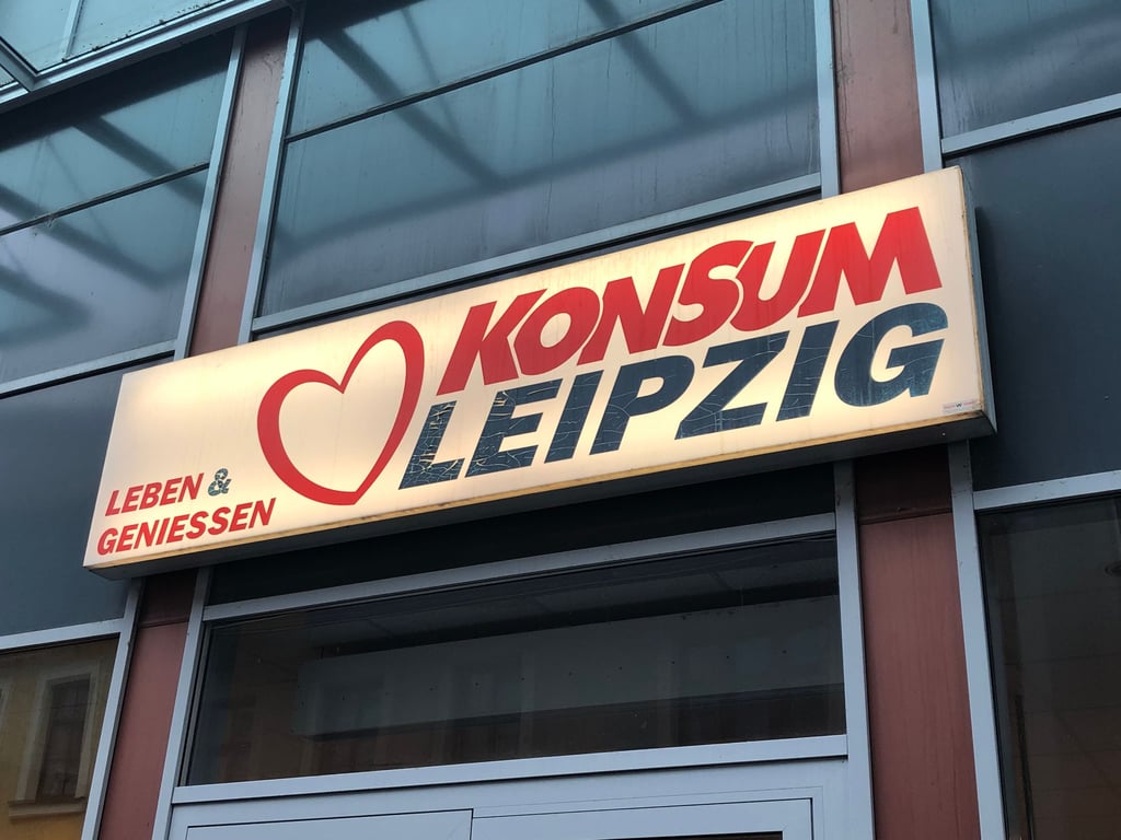 Die Räumlichkeiten des ehemaligen Konsums würden zur Verfügung stehen. Es gibt aber auch noch andere Möglichkeiten.