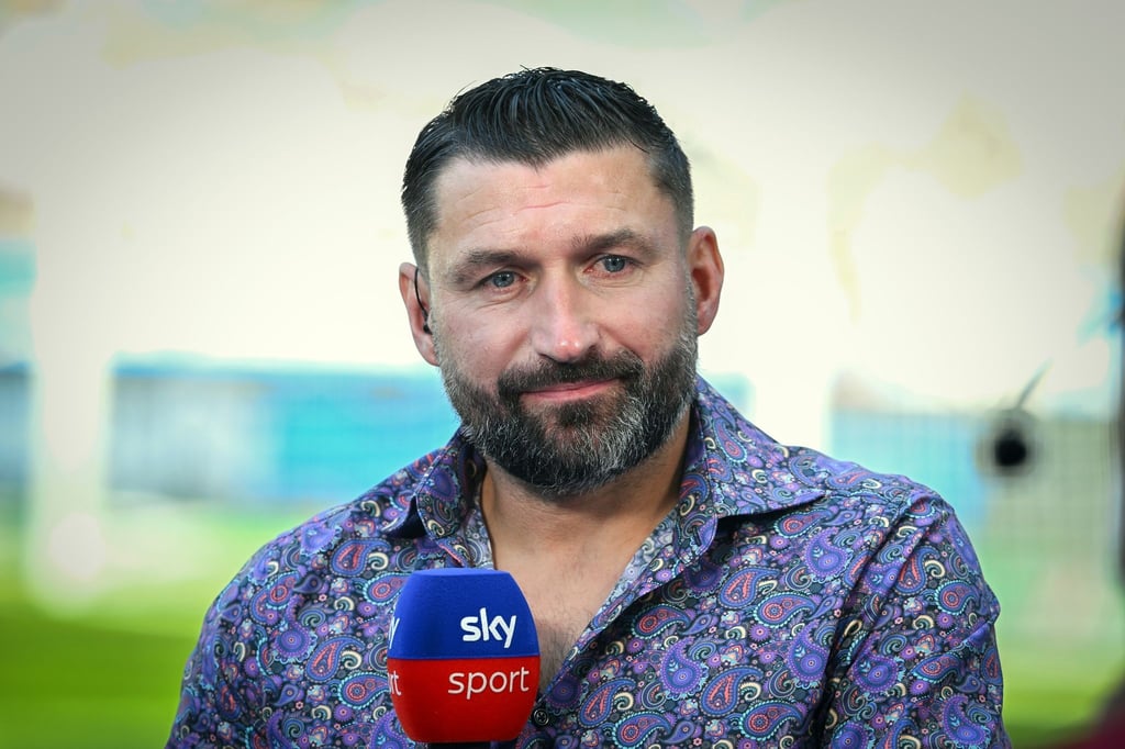 Der ehemalige Fussball-Profi Torsten Mattuschka moderiert für Sky Sport.