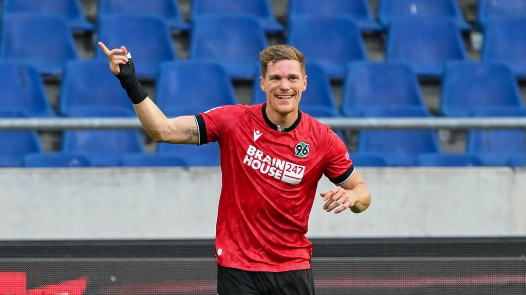 Für Marcel Halstenberg läuft es sportlich gut bei Hannover 96.