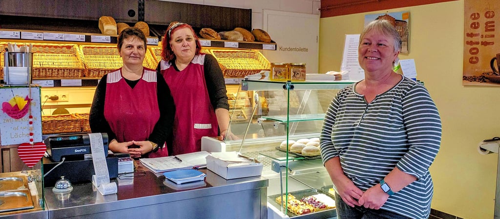 Gehören zum Team des Backshops in Abtsdorf: Simone Winter, Ines Fröhner und Veronika Schreiner (von links)