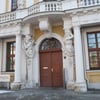 Eingang zum Ministerium der Justiz Sachsen Anhalt in Magdeburg: In einem Raum des Gebäudes wurde ein antisemitischer Schriftzug entdeckt.