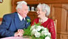 Auch nach  65 Jahren Ehe sind Hanna und Horst Brandt noch immer verliebt wie am ersten Tag.  