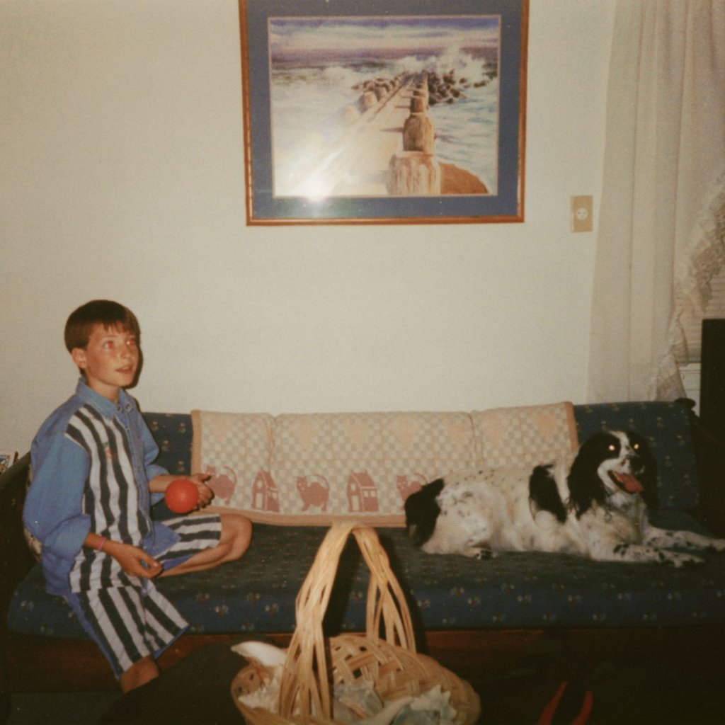 Das Cover des Albums „nur liebe, immer.“ von Rapper Casper.