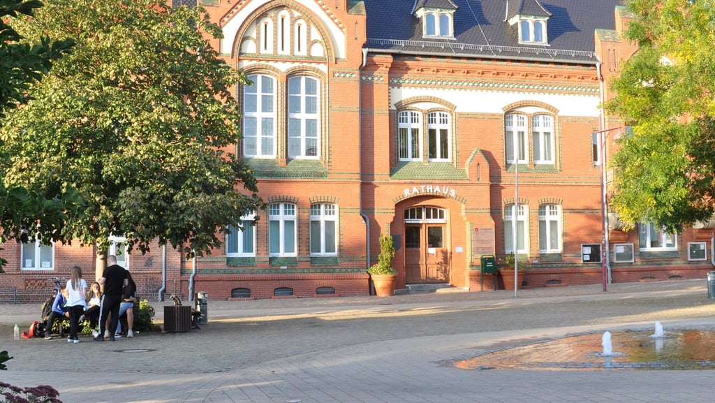 Im Genthiner Rathaus sind ab sofort Mitarbeiter des Landkreises tätig.
