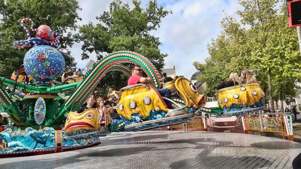 Symbolfoto - Rummelfeeling gehört beim Kobermännchenfest in Sangerhausen dazu.