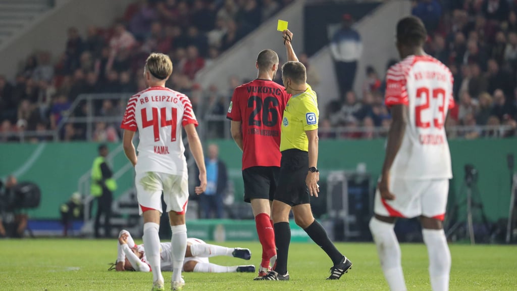 Robert Hartmann war Schiedsrichter im Duell von RB mit Wiesbaden.