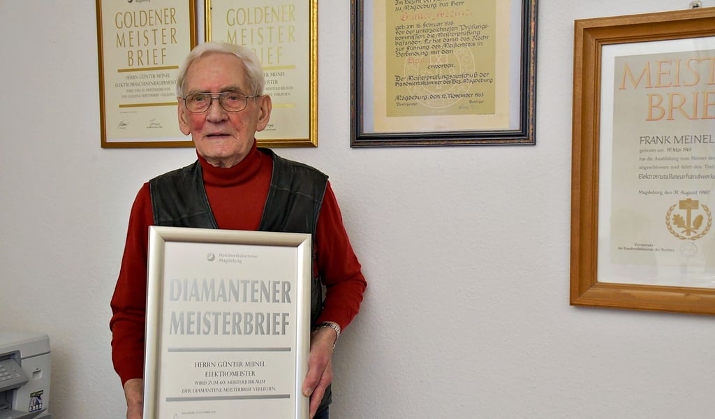 Von der Handwerkskammer geehrt: Günter Meinel hat den Diamantenen Meisterbrief erhalten.