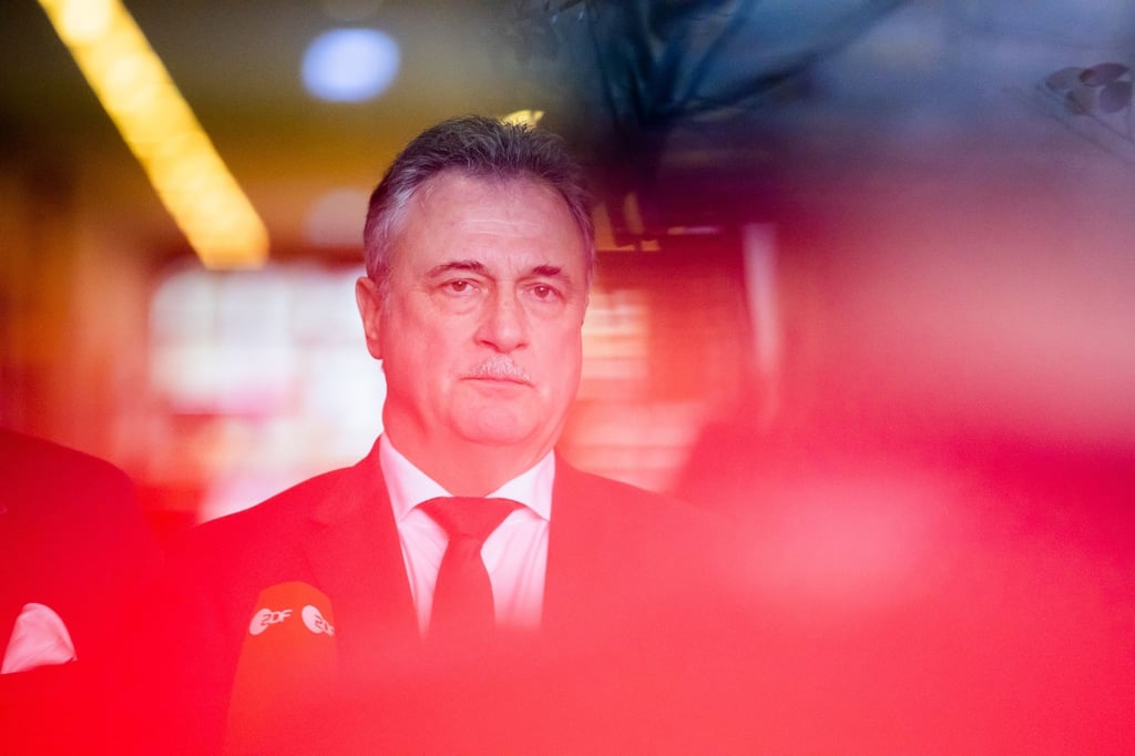 Der GDL-Vorsitzende Claus Weselsky äußert sich in Berlin zum Scheitern der Tarifverhandlungen zwischen der Gewerkschaft und der Deutschen Bahn.