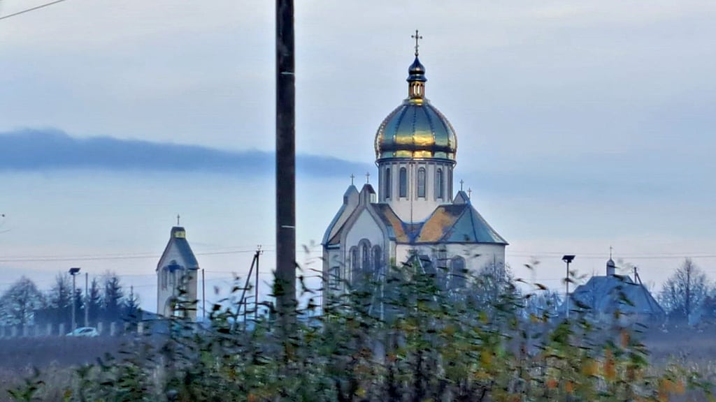 Prachtvolle orthodoxe Kirchen gibt es nicht nur im ukrainischen Lwiw, sondern auch in den Dörfern der Umgebung.