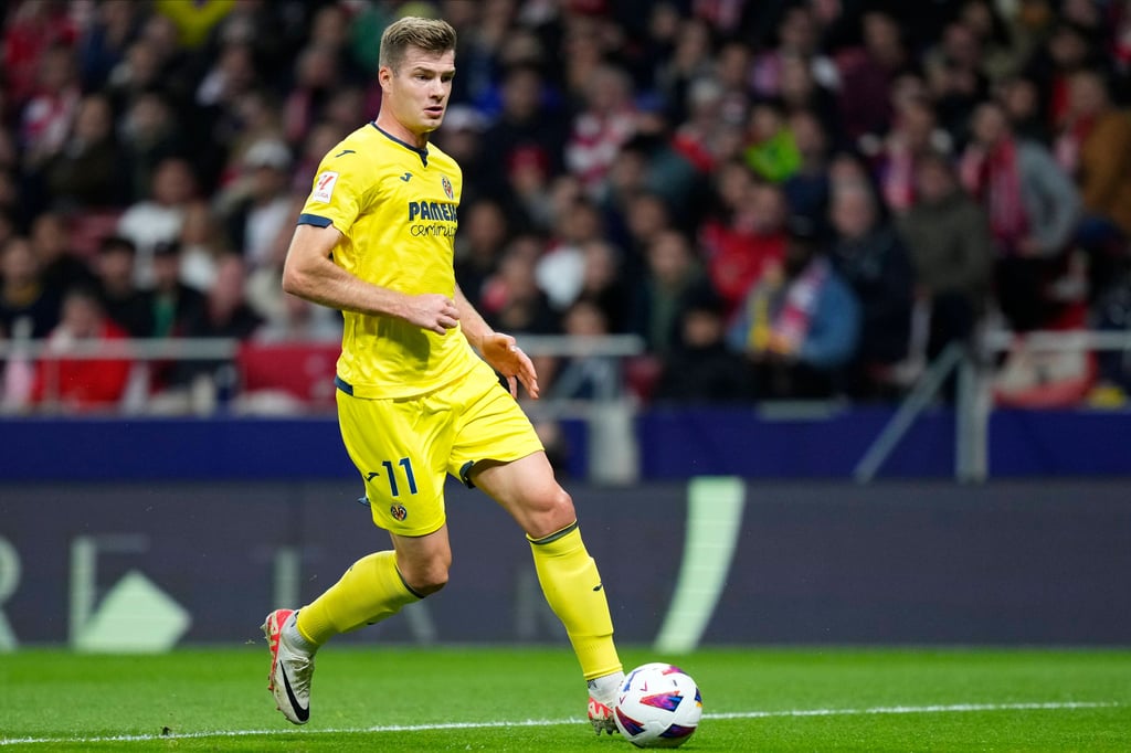 Alexander Sörloth im Dress vom FC Villareal.