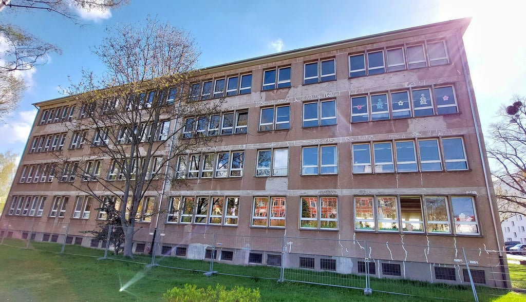 Die Grundschule „Freihherr Spiegel“ in Halberstadt befindet sich seit Jahrzehnten in einem schlechten Zustand.