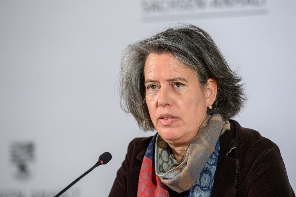Sachsen-Anhalts Innenministerin Tamara Zieschang spricht während einer Pressekonferenz.