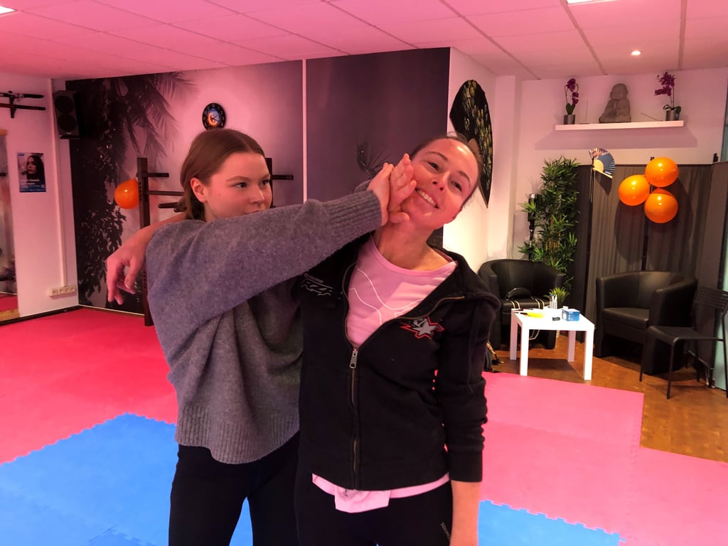 Heidi Rosenlöcher (l.) aus Weißenfels nahm zusammen mit ihrer Stiefmutter Jana Demann an dem Kurs teil.