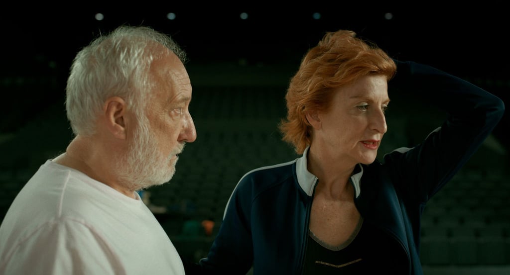 François Berléand als Germain und Maria Ribot als La Ribot in einer Szene des Films „Last Dance“.