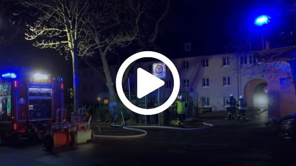Die Feuerwehr Merseburg war Sonntagabend mit vier Fahrzeugen im Einsatz.