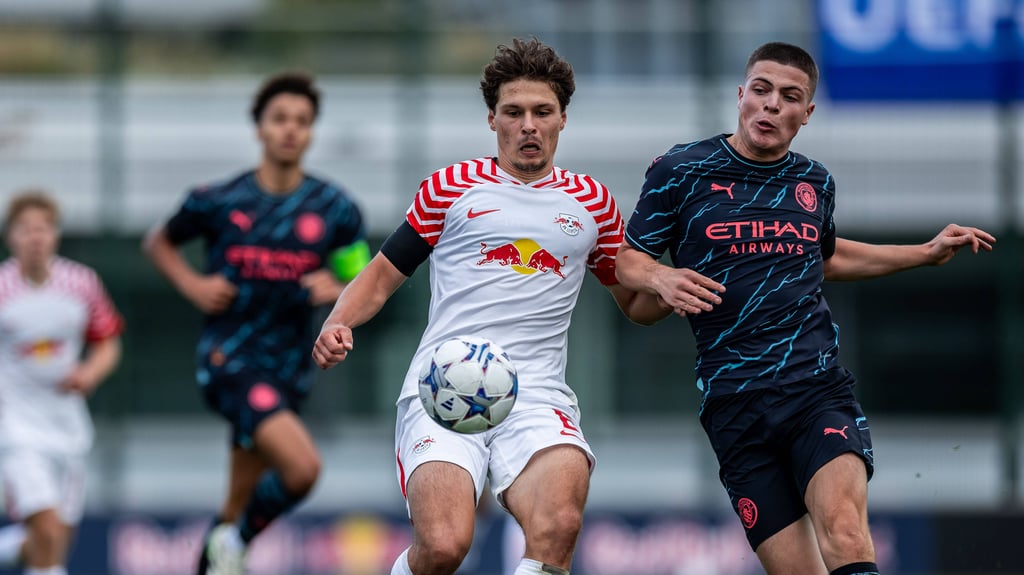 RB Leipzig spielt am Dienstag in der Youth League bei Manchester City - hier gibt es den kostenlosen Live-Stream.
