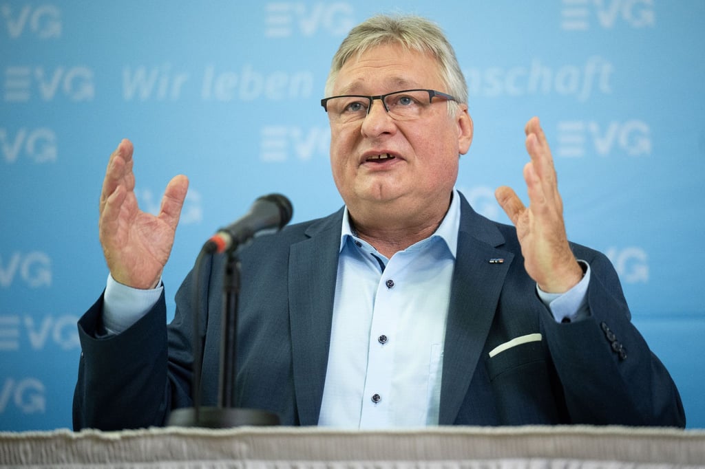Martin Burkert, Vorsitzender der Eisenbahn- und Verkehrsgewerkschaft (EVG).